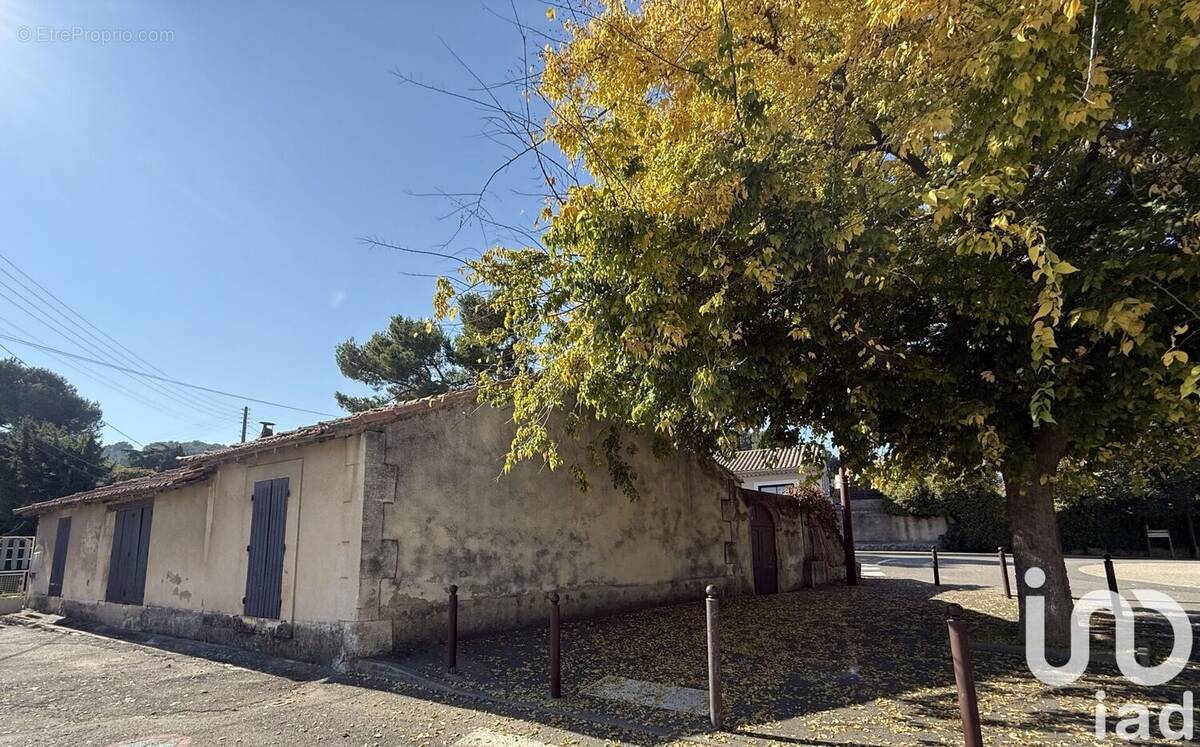 Photo 1 - Maison à CHATEAURENARD