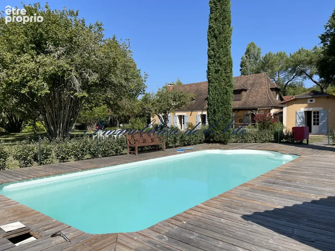 Demeure de caractère au coeur d'un parc arboré avec piscine - photo 17