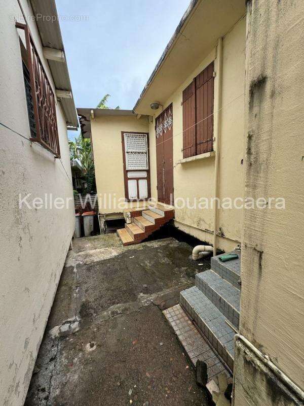 Maison à FORT-DE-FRANCE