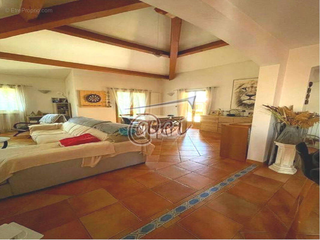 Maison à BRIGNOLES