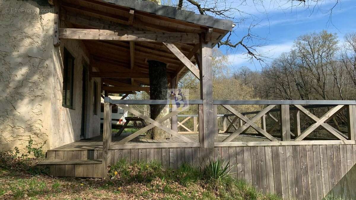 Terrain à DUSSAC