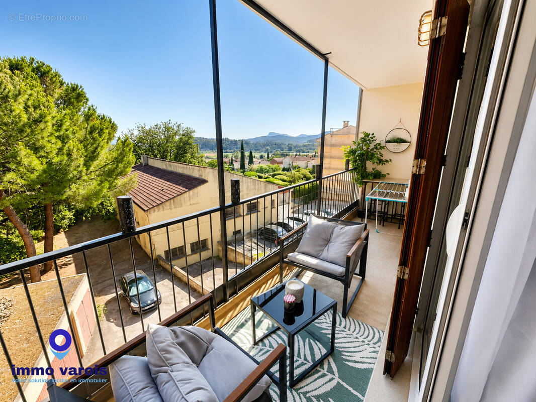 Appartement à PIERREFEU-DU-VAR