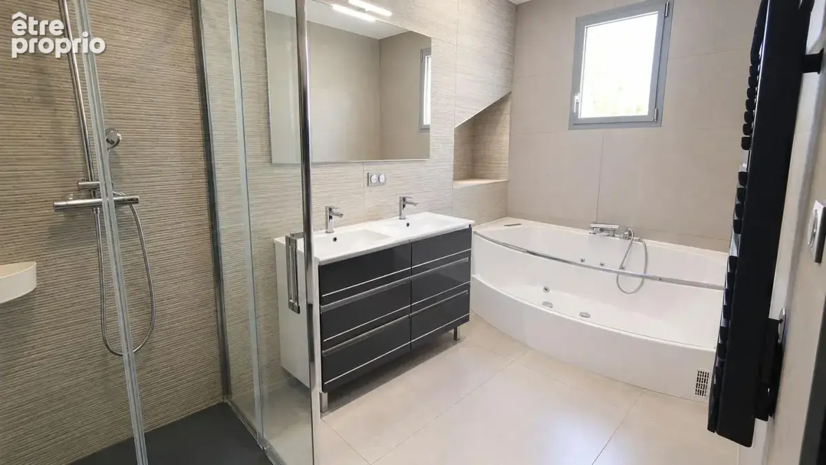 villa, 145 m² hab. 1 100 m² de terrain - photo 9