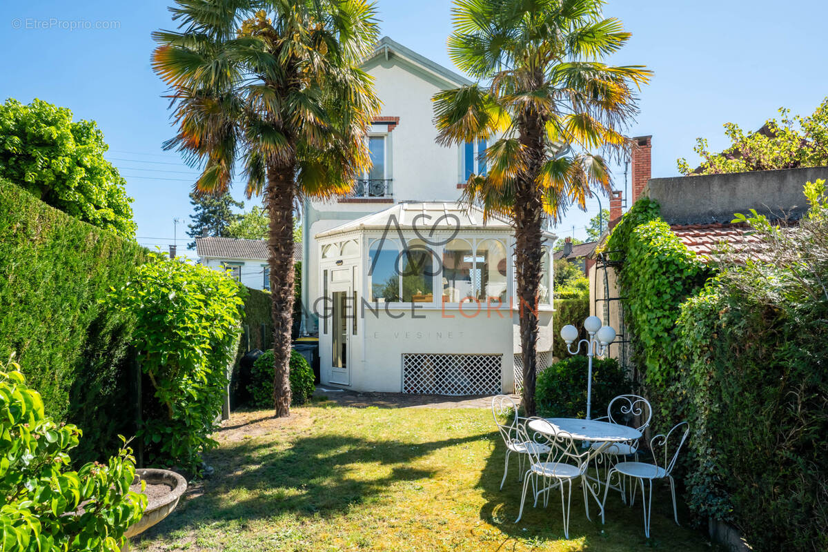 Maison à LE VESINET