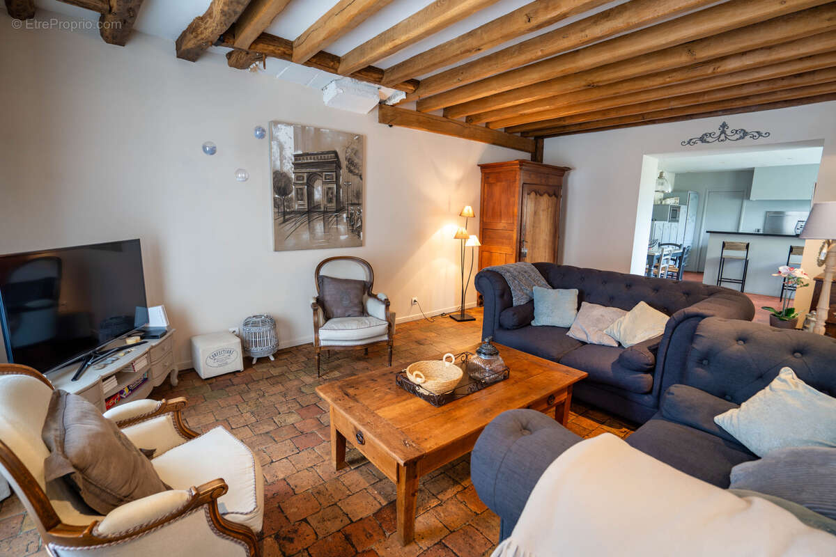 Maison à MAROLLES-EN-HUREPOIX