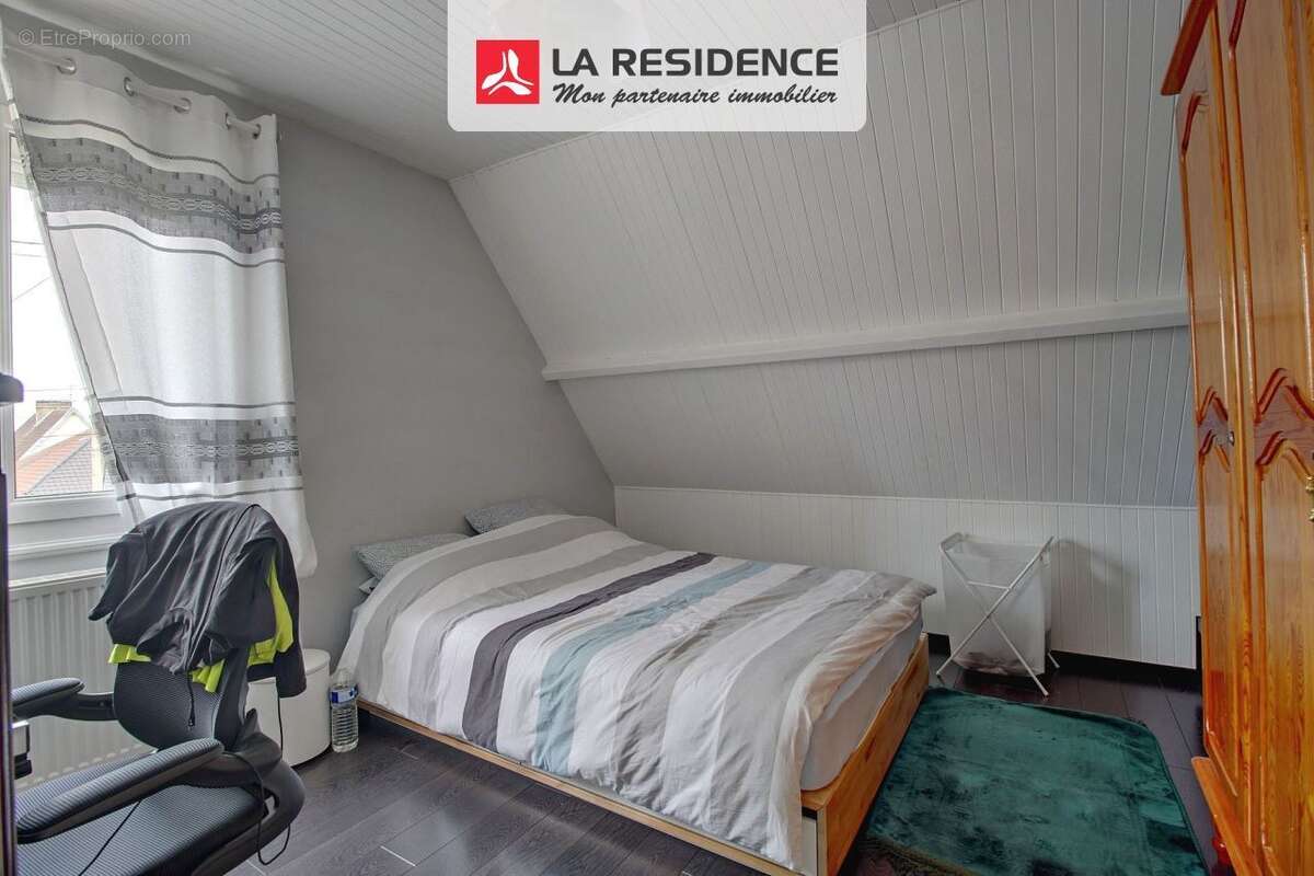 Maison 80 m² à Saint-Etienne-Du-Rouvray  - photo 5