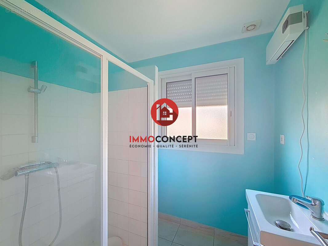 Maison à ROQUEMAURE