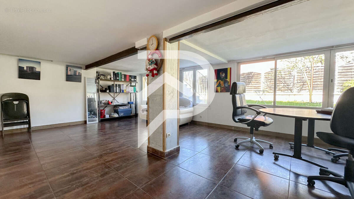 Maison à AULNAY-SOUS-BOIS