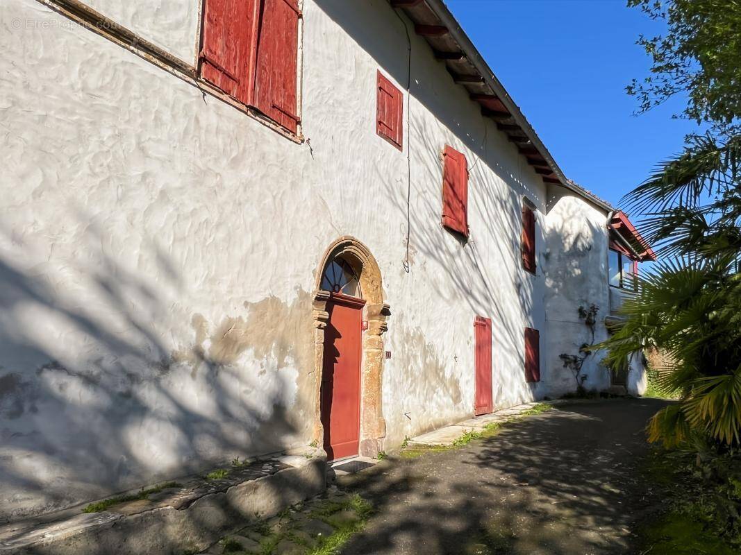 Appartement à LA BASTIDE-CLAIRENCE