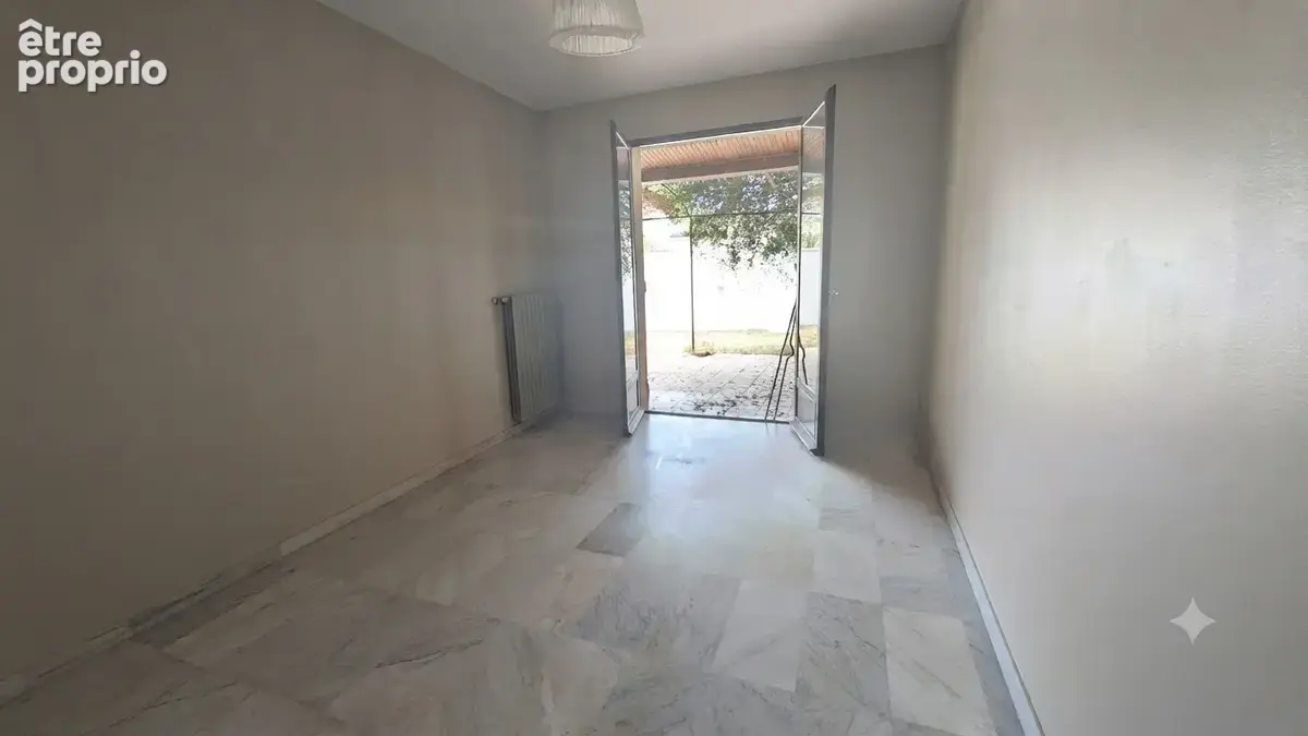 Villa familiale au coeur du village - écoles et commodités à pied - photo 6