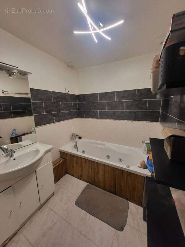 Maison à SAINT-TRIVIER-SUR-MOIGNANS