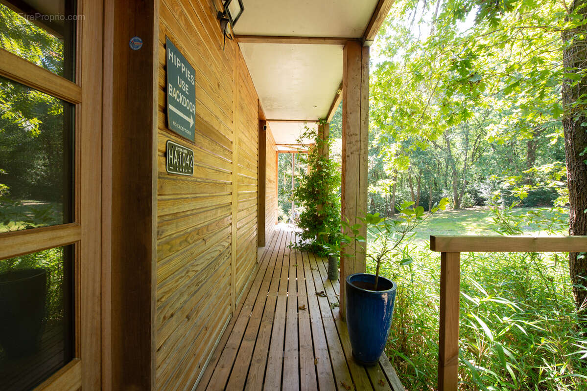 Maison à CABANAC-ET-VILLAGRAINS