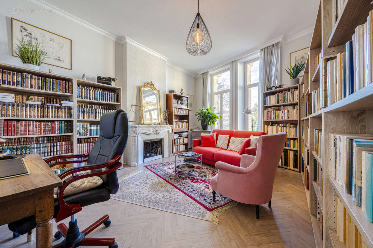 Appartement à AIX-LES-BAINS