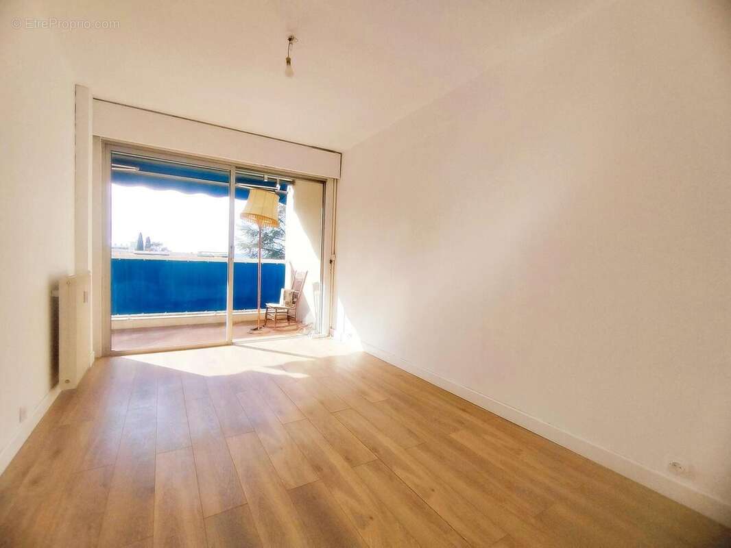   - Appartement à NICE