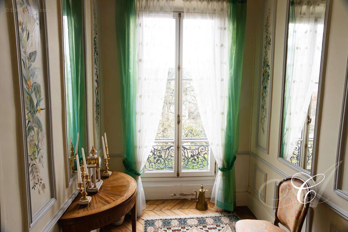 Appartement à VERSAILLES