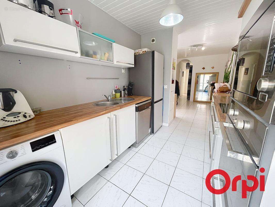 Appartement à MARSEILLE-10E