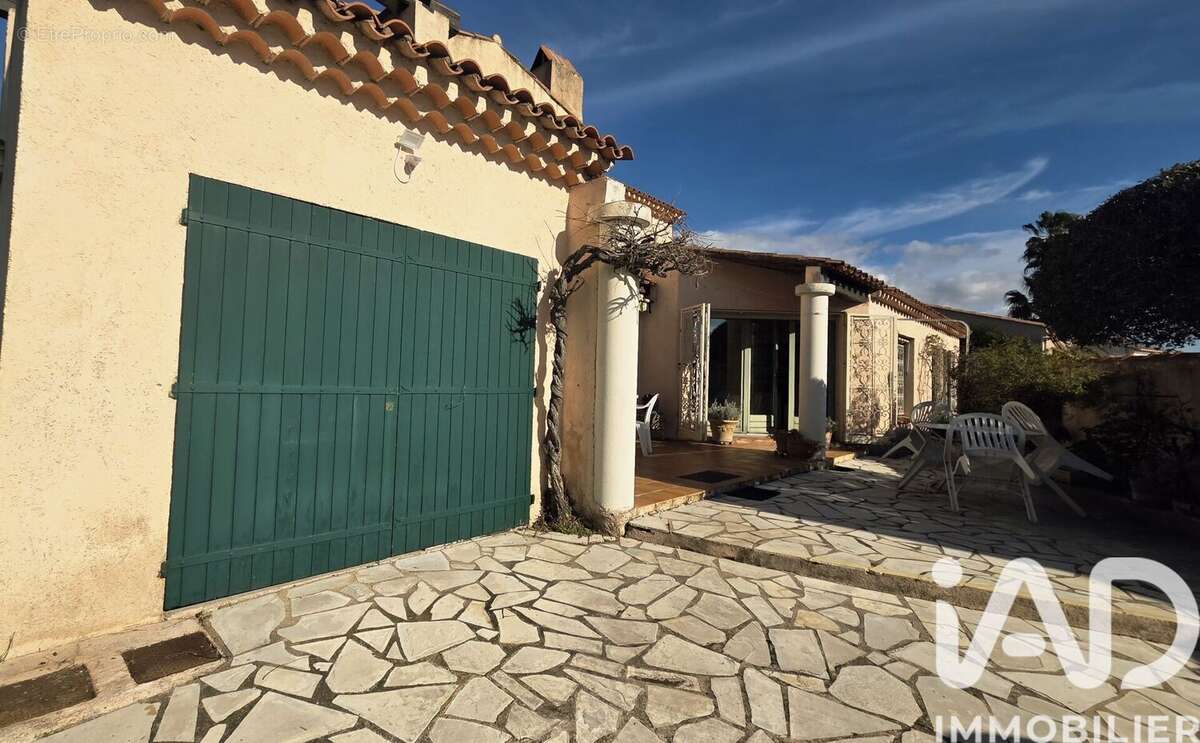 Photo 5 - Maison à FREJUS