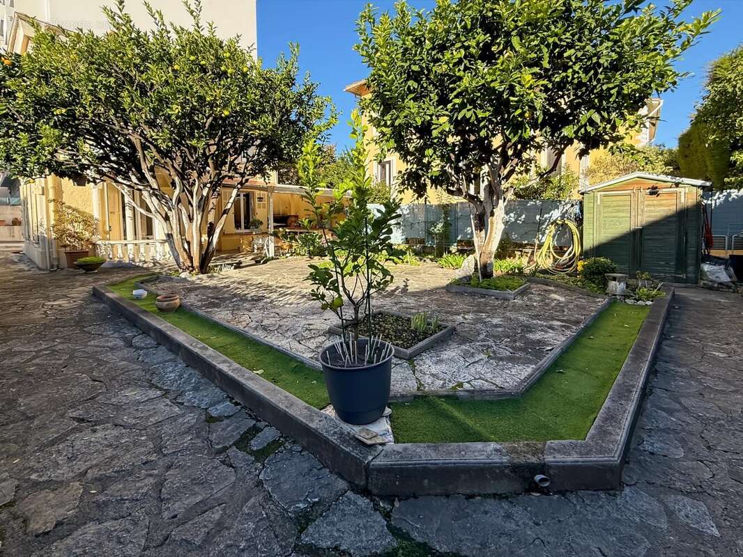 Maison à CAGNES-SUR-MER