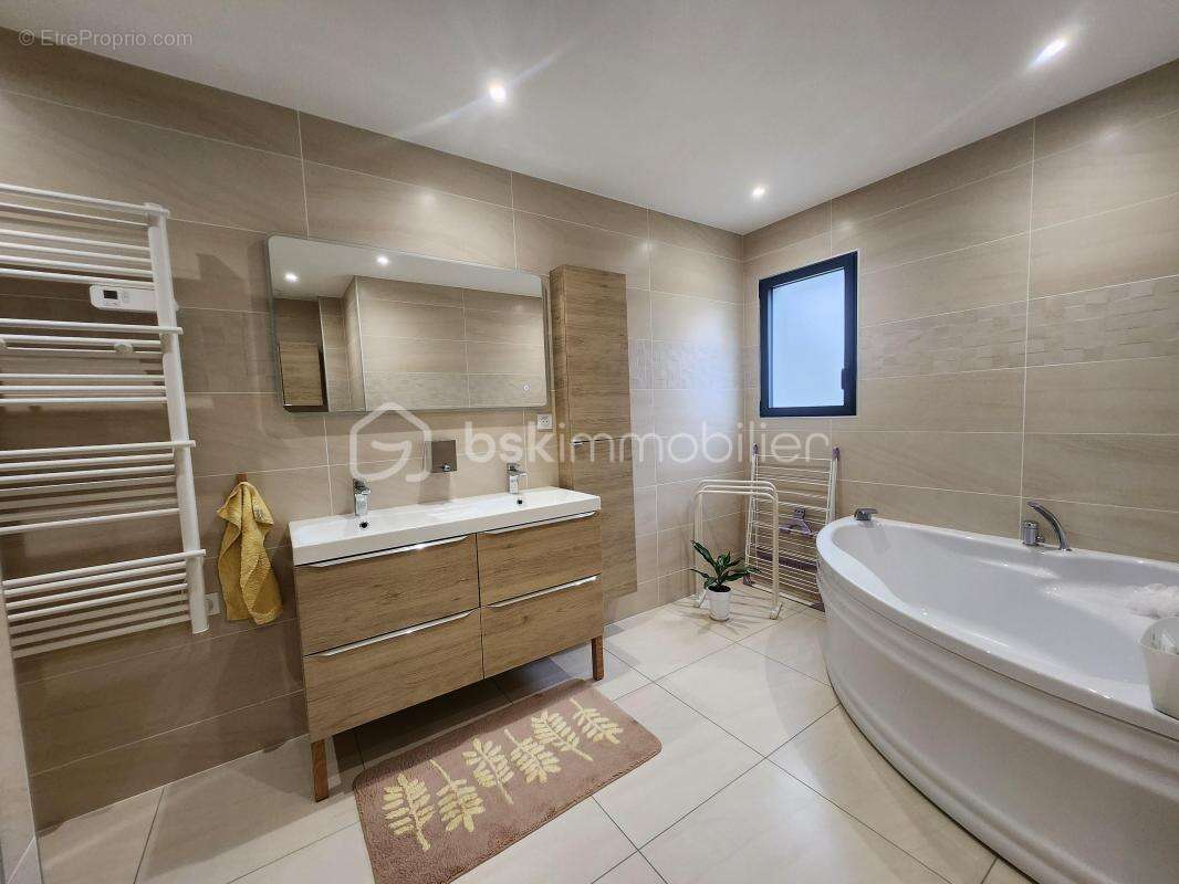 Magnifique Pavillon de plain pied de 131m² à Nevers - photo 16