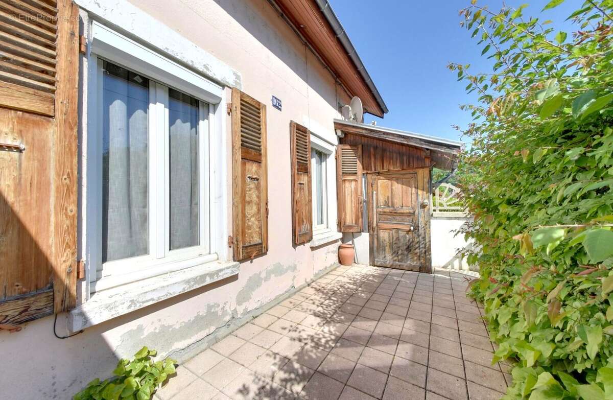 Maison à CHAMP-SUR-DRAC
