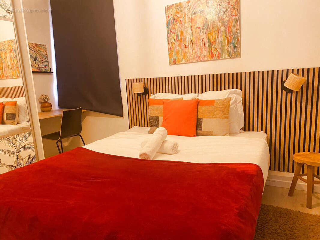 Appartement à PARIS-20E