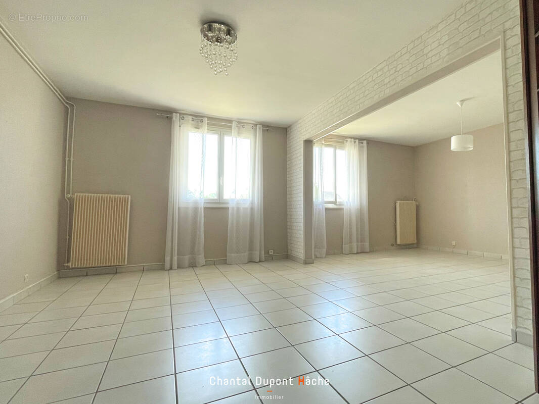 Appartement à LUCE