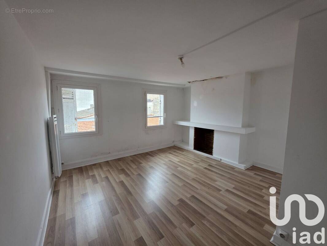Photo 1 - Appartement à BORDEAUX