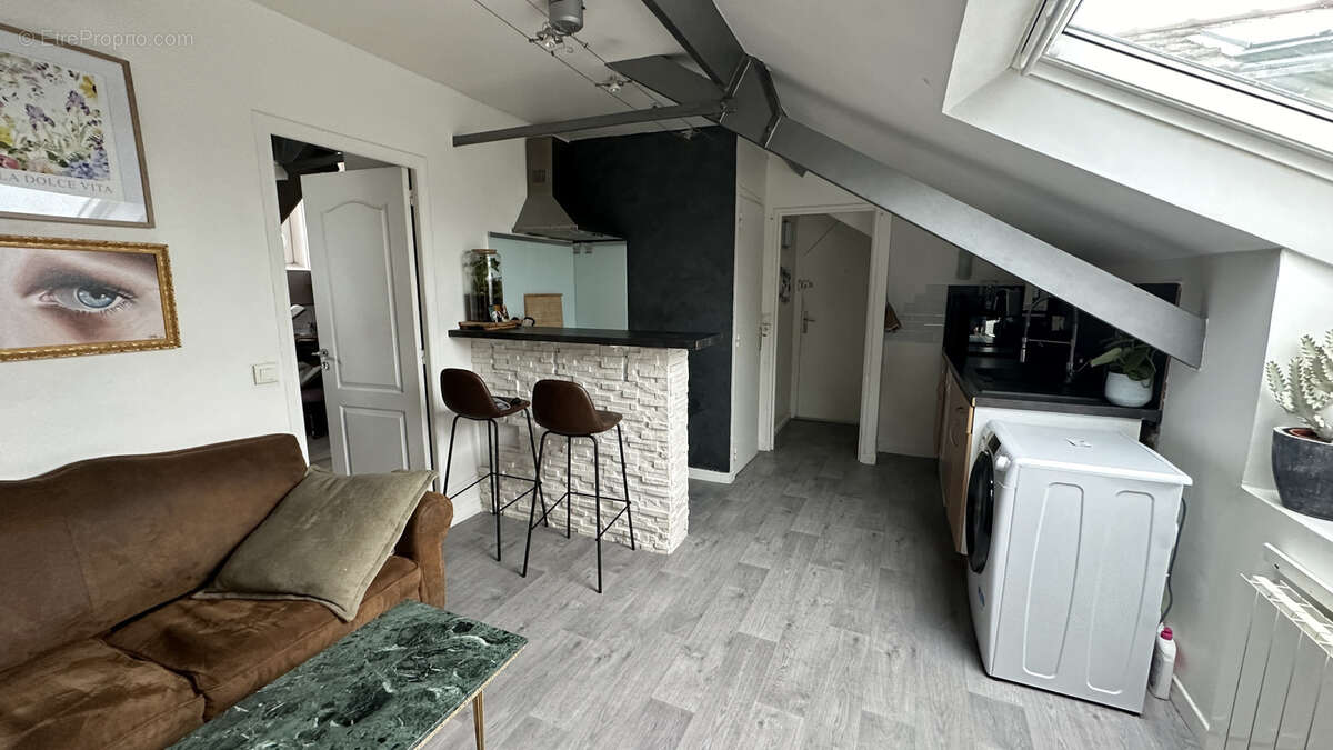 Appartement à LEUDEVILLE