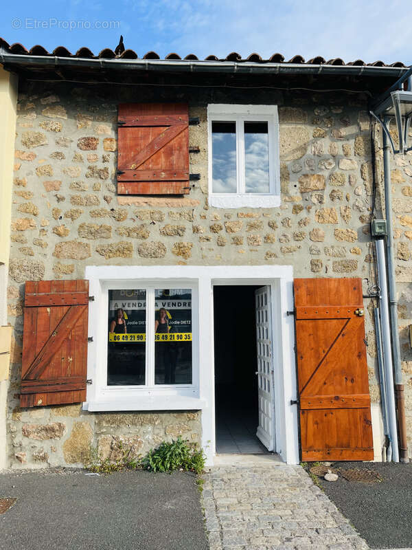 Maison à LA TOURETTE