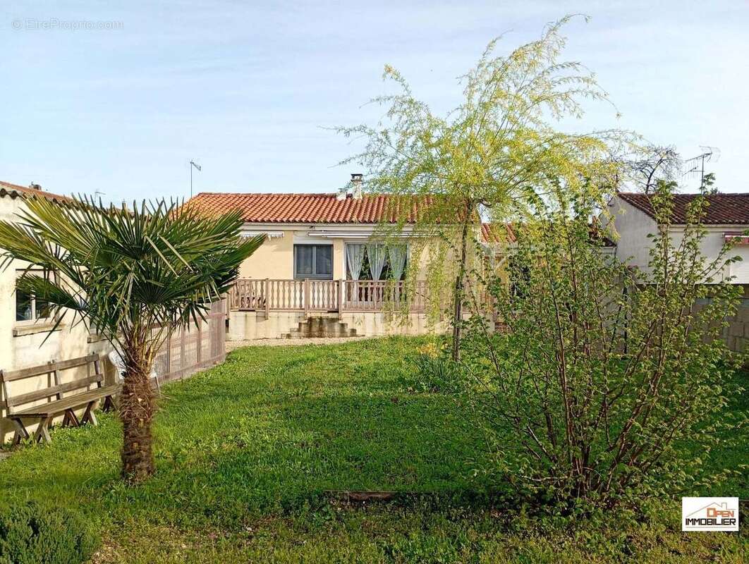 Maison à CHATEAUBERNARD