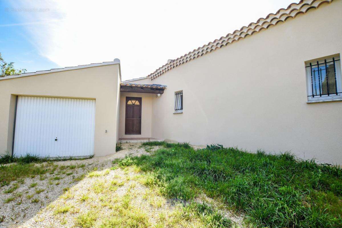 Maison à ROCHEFORT-DU-GARD