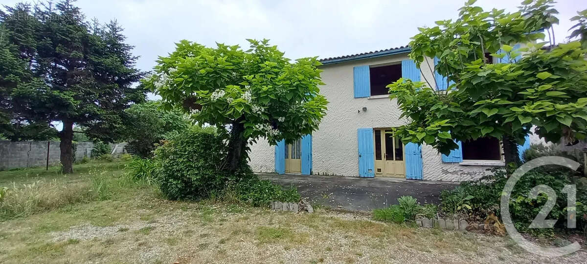 Maison à SABLONS