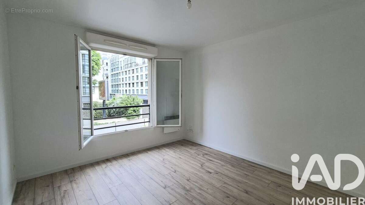 Photo 2 - Appartement à PARIS-20E