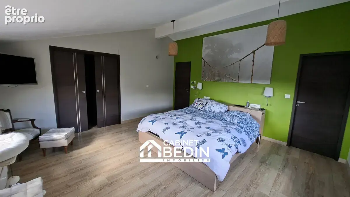 Maison 8 pièces 239 m² à vendre à Salignac (33240) - photo 7