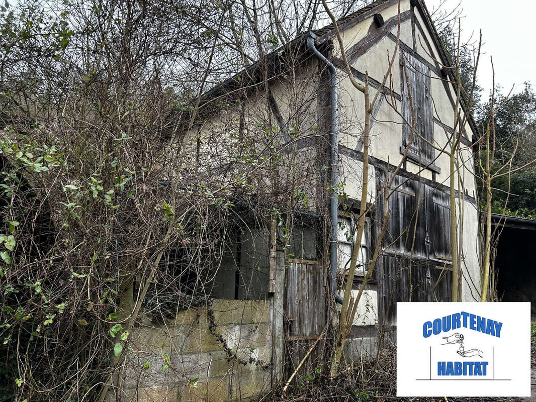 Maison 116 m² à Chateau-Renard  - photo 8