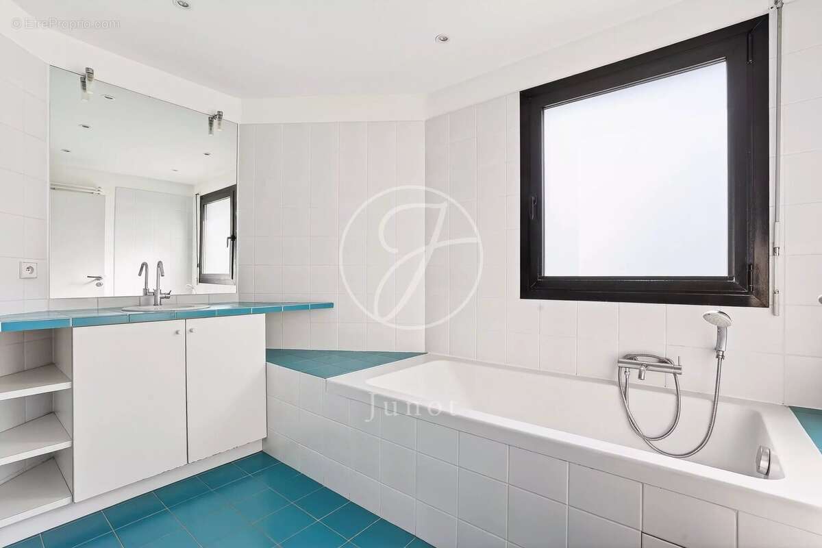 Maison à LE VESINET