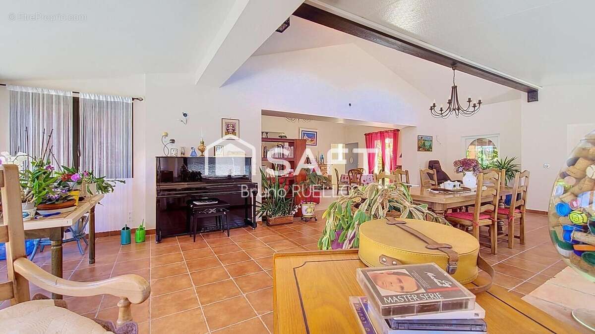 Photo 3 - Maison à MONTESQUIEU-DES-ALBERES