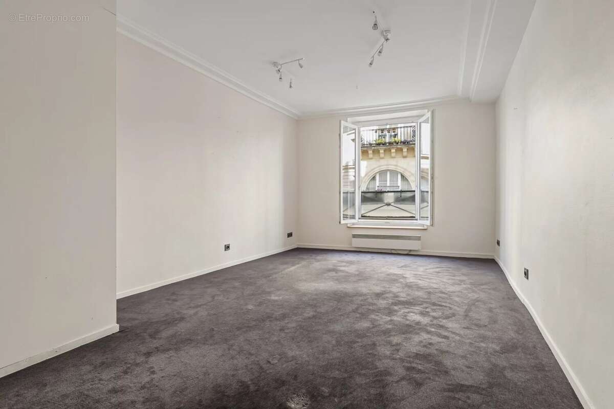 Appartement à PARIS-6E