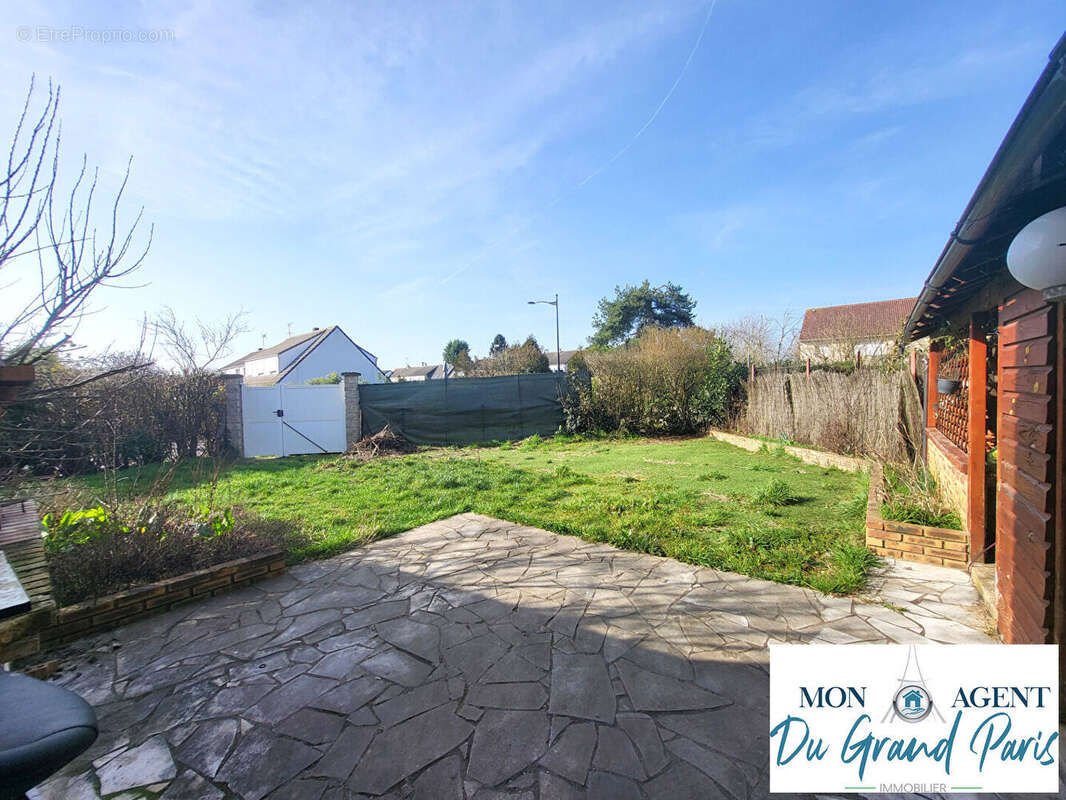 Maison Nozay 6 pièce(s) 122 m2 - photo 4