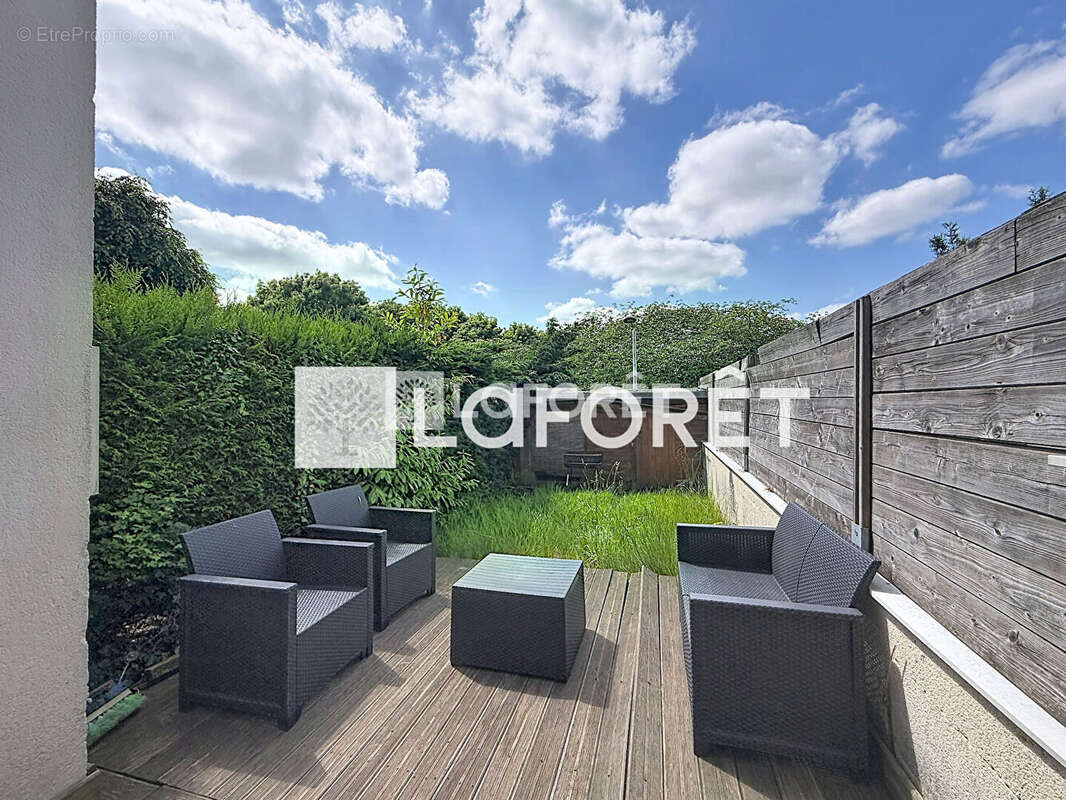 Appartement à MOISSY-CRAMAYEL