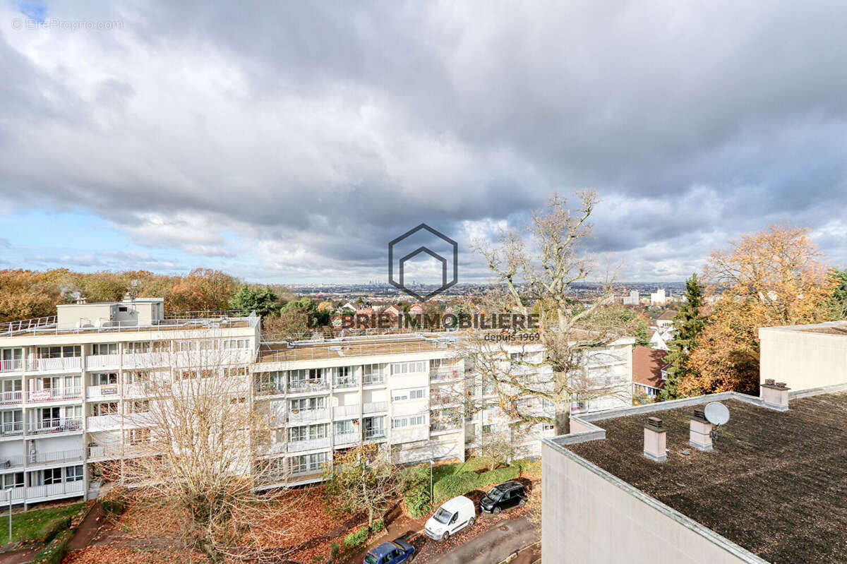 Appartement à LIMEIL-BREVANNES