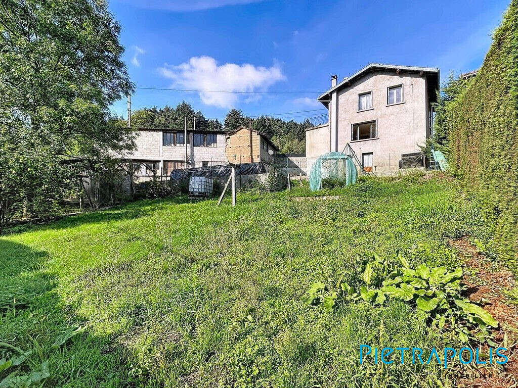 Maison à SAIL-SOUS-COUZAN