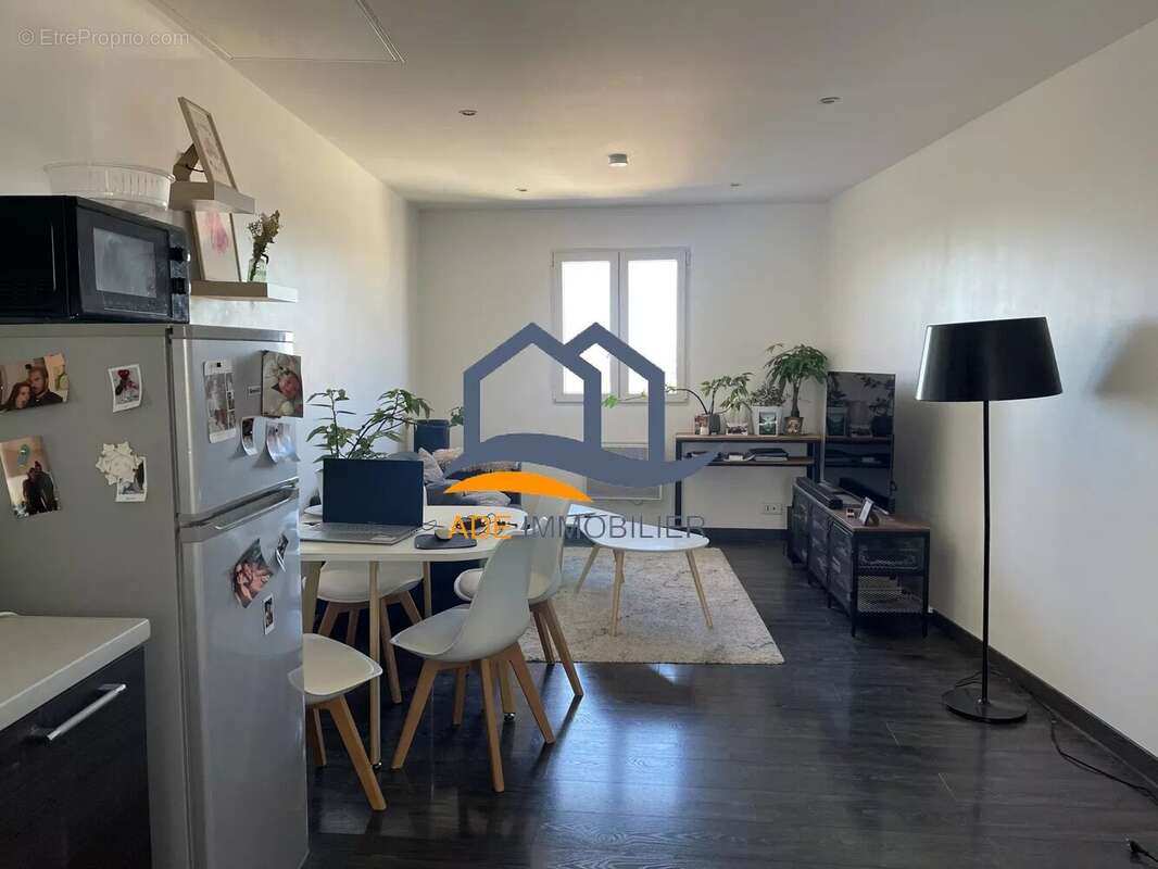 Appartement à EGUILLES