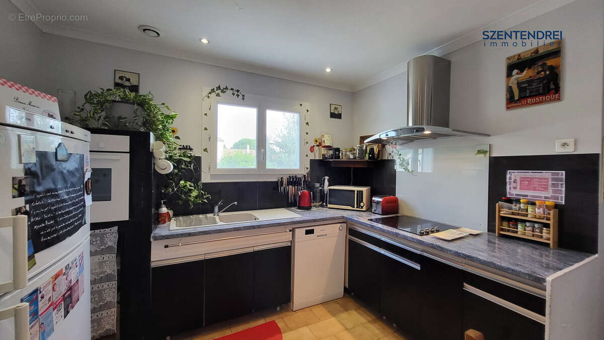 Maison 83 m² à Marsillargues  - photo 7