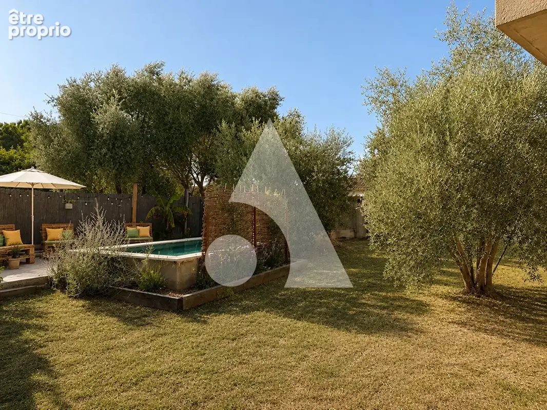 Photo Maison à Lauris au prix de 448 000€