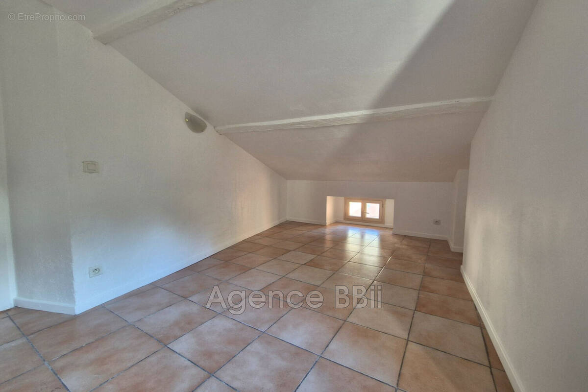 Appartement à LUCERAM