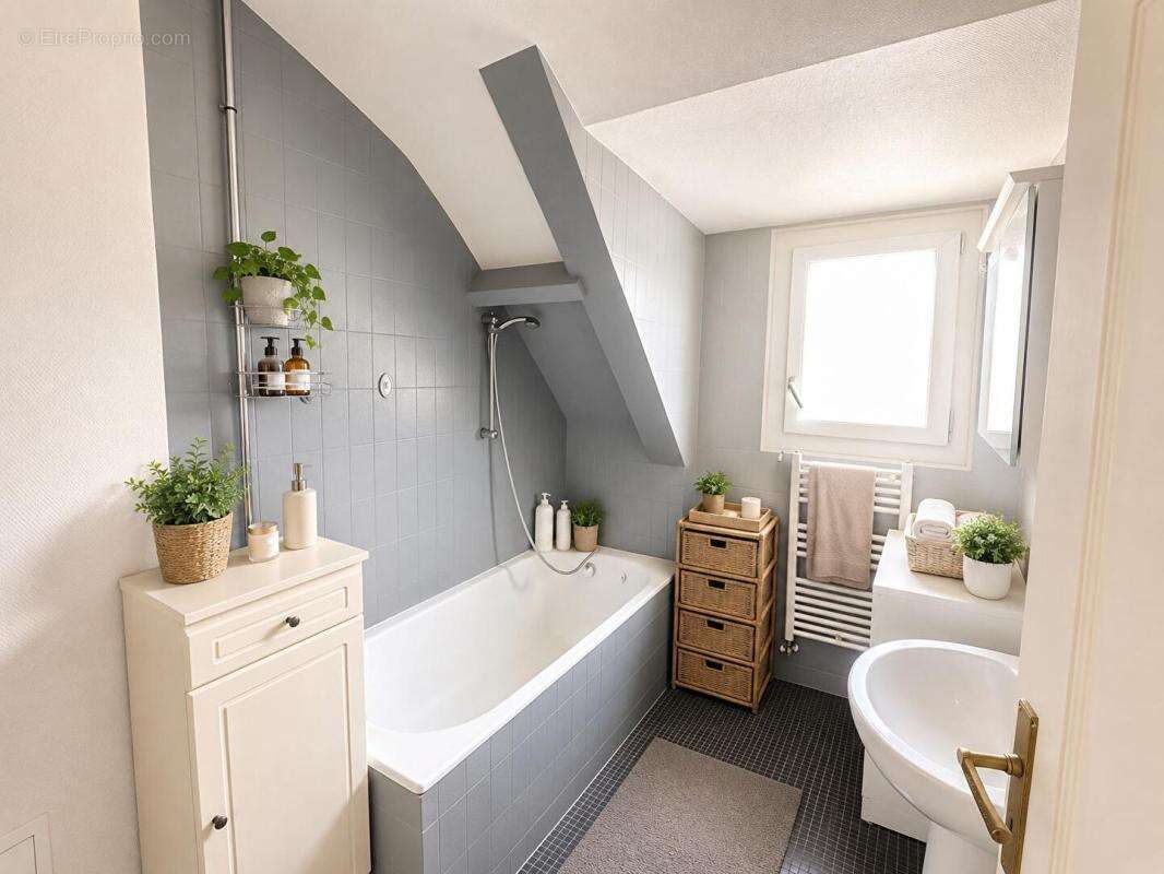 Ensemble immobilier loué : maison de 91m2, plus commerce à PLESLIN TRIGAVOU, le tout d'une surface de 140m2 - photo 10