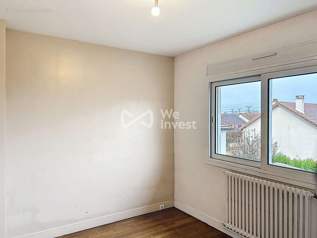 Maison à ROISSY-EN-BRIE