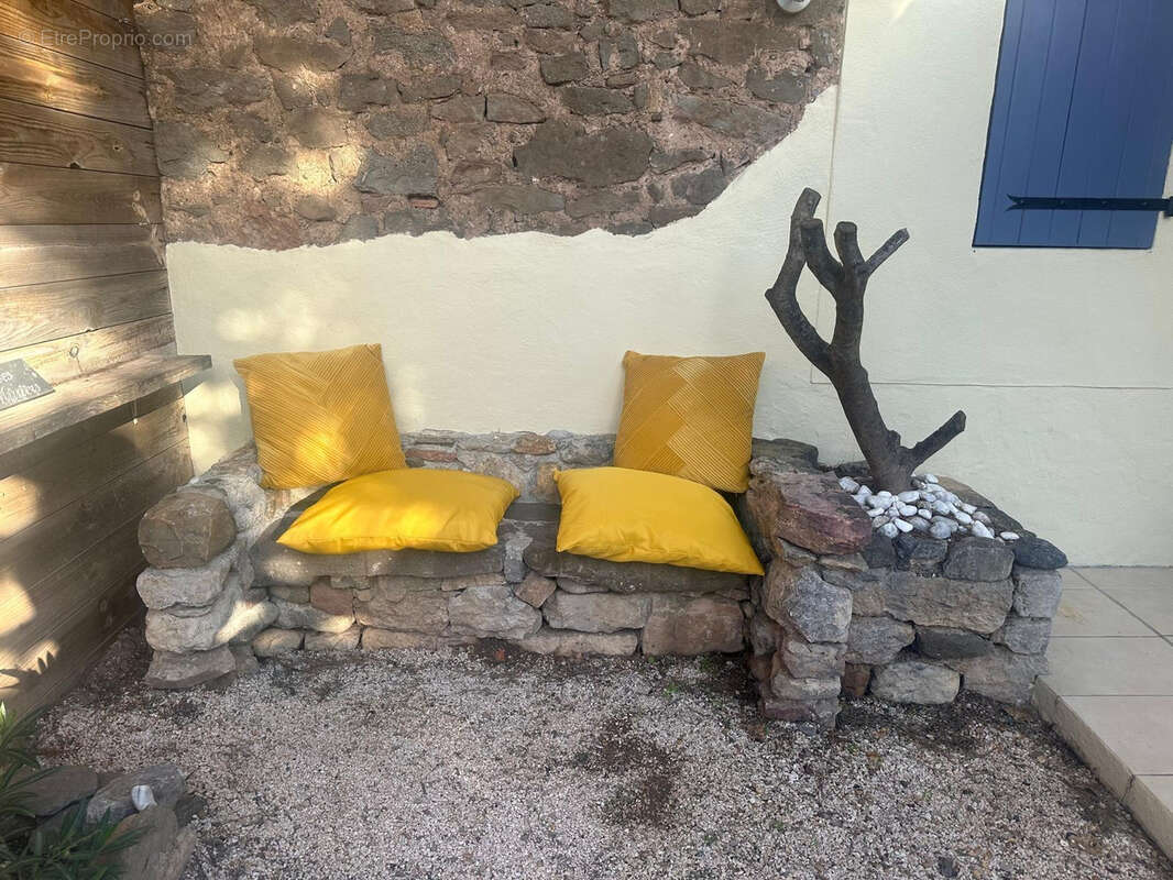 Maison à ESCALES