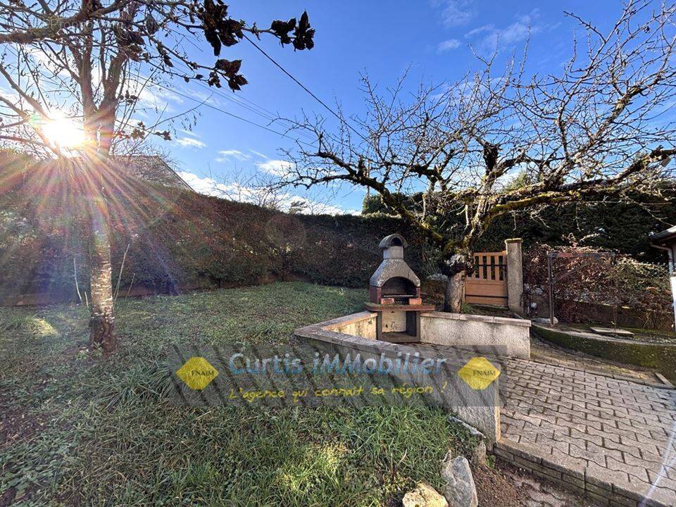 Maison à BAS-EN-BASSET